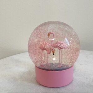 Pink Flamingo Snow Globe